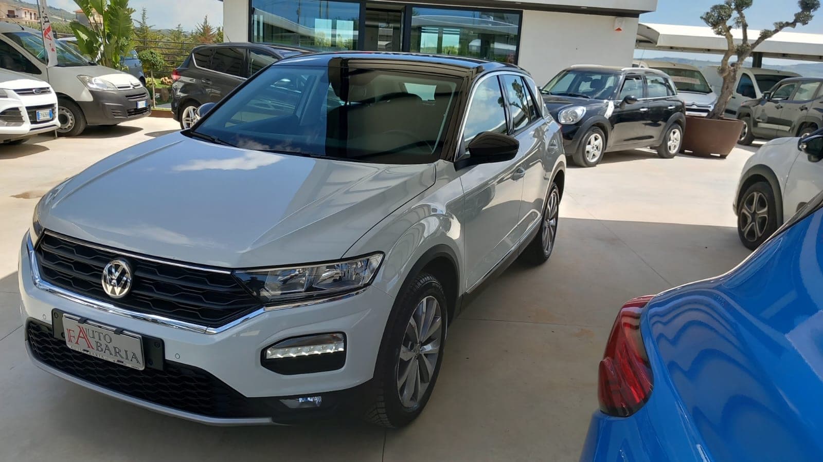 VOLKSWAGEN T.ROC SCR 4 MOTION ADVANCED