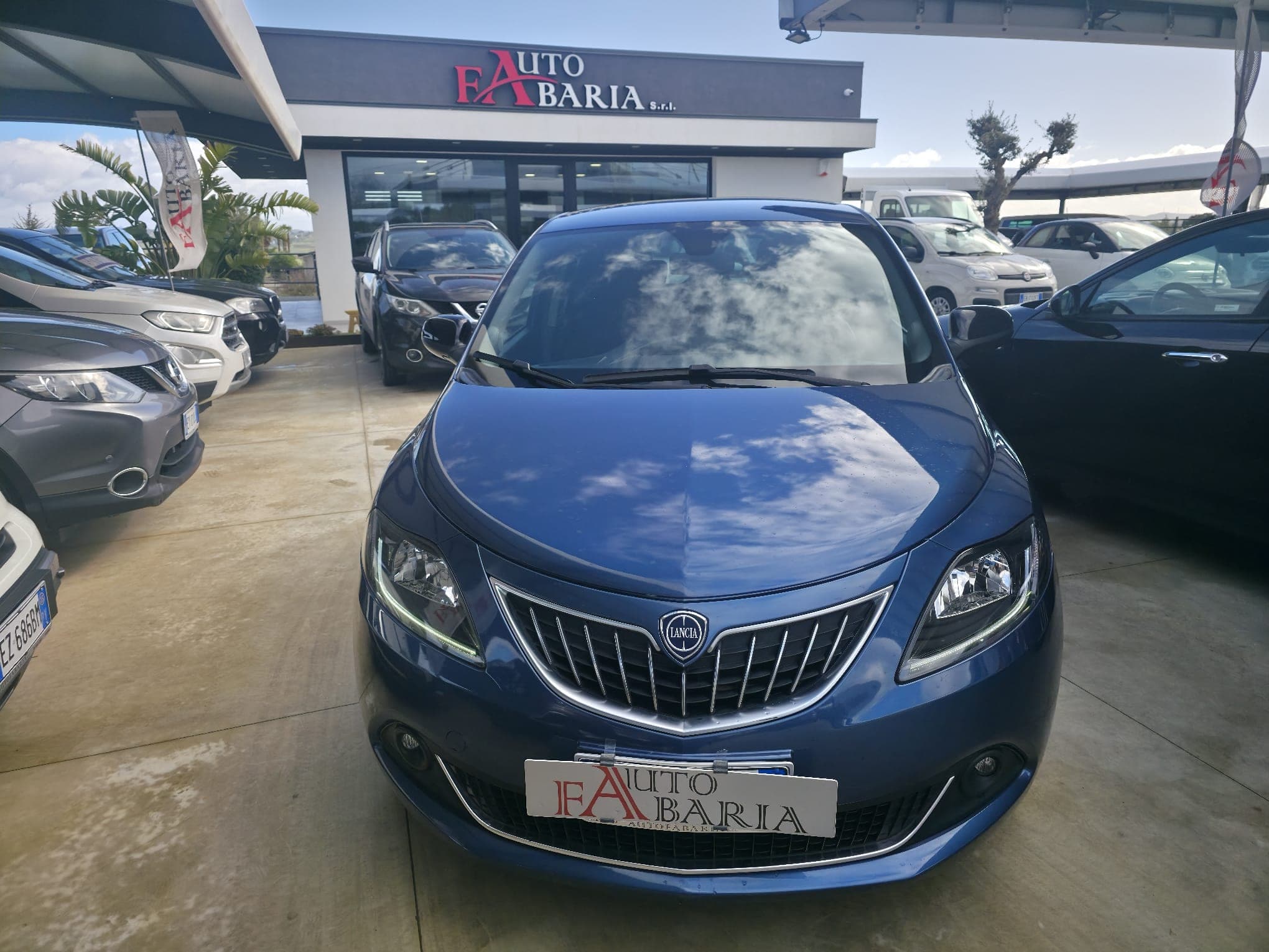LANCIA YPSILON SILVER